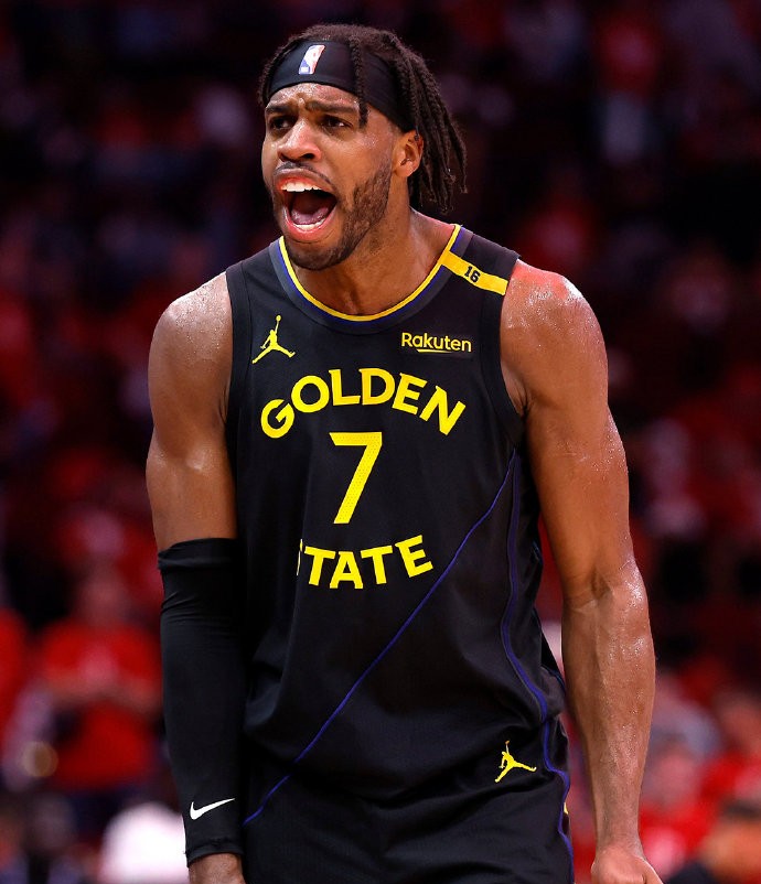 雷霆爆冷湖人B队，库里爆发神勇