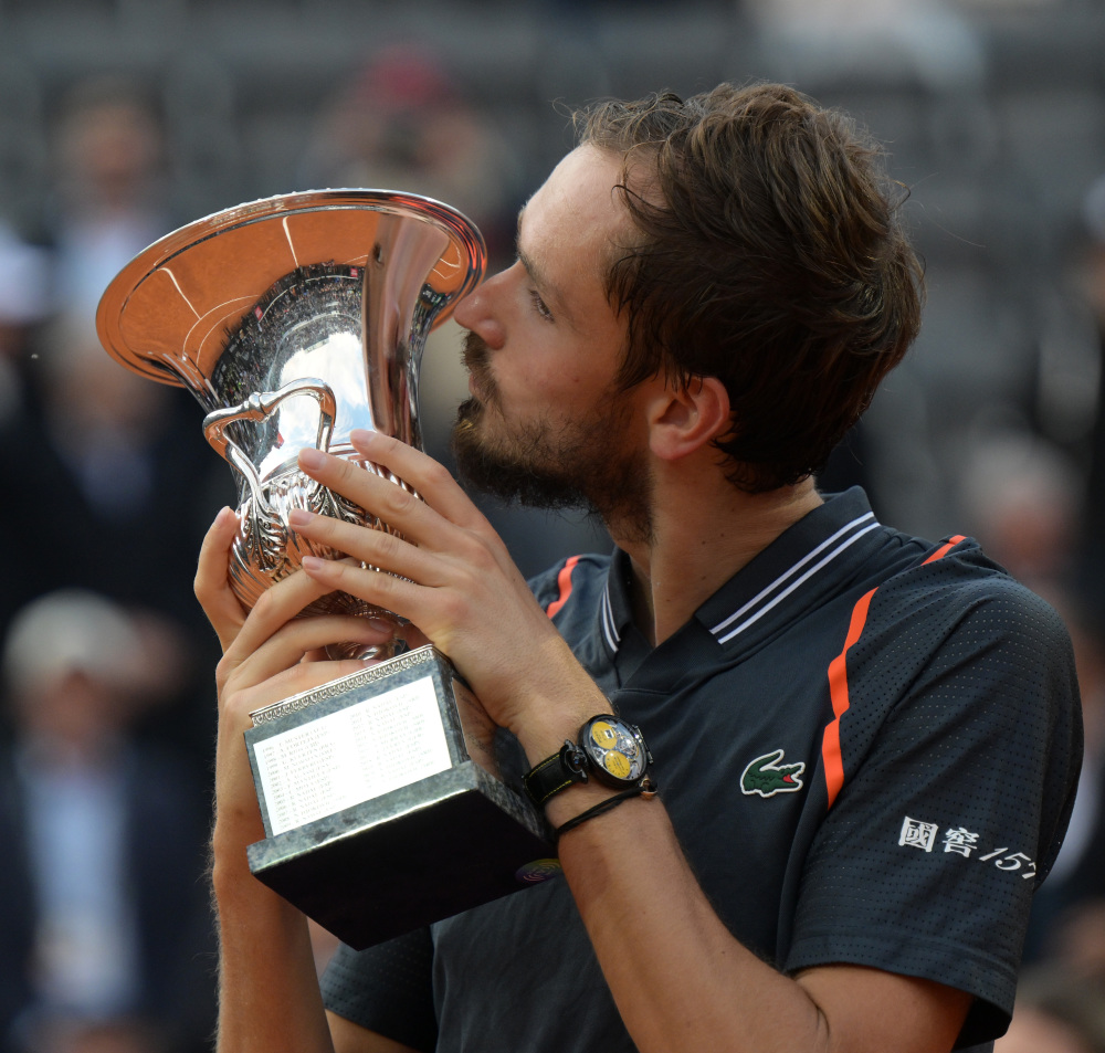 年终总决赛完胜美网，梅德韦杰夫关键制胜