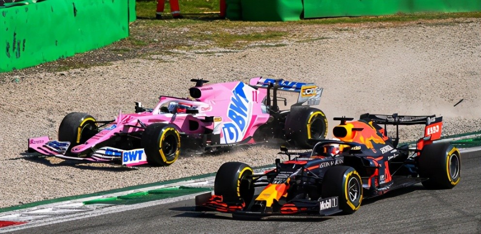 雷诺车队逆转阿斯顿马丁，佩雷兹点燃赛场