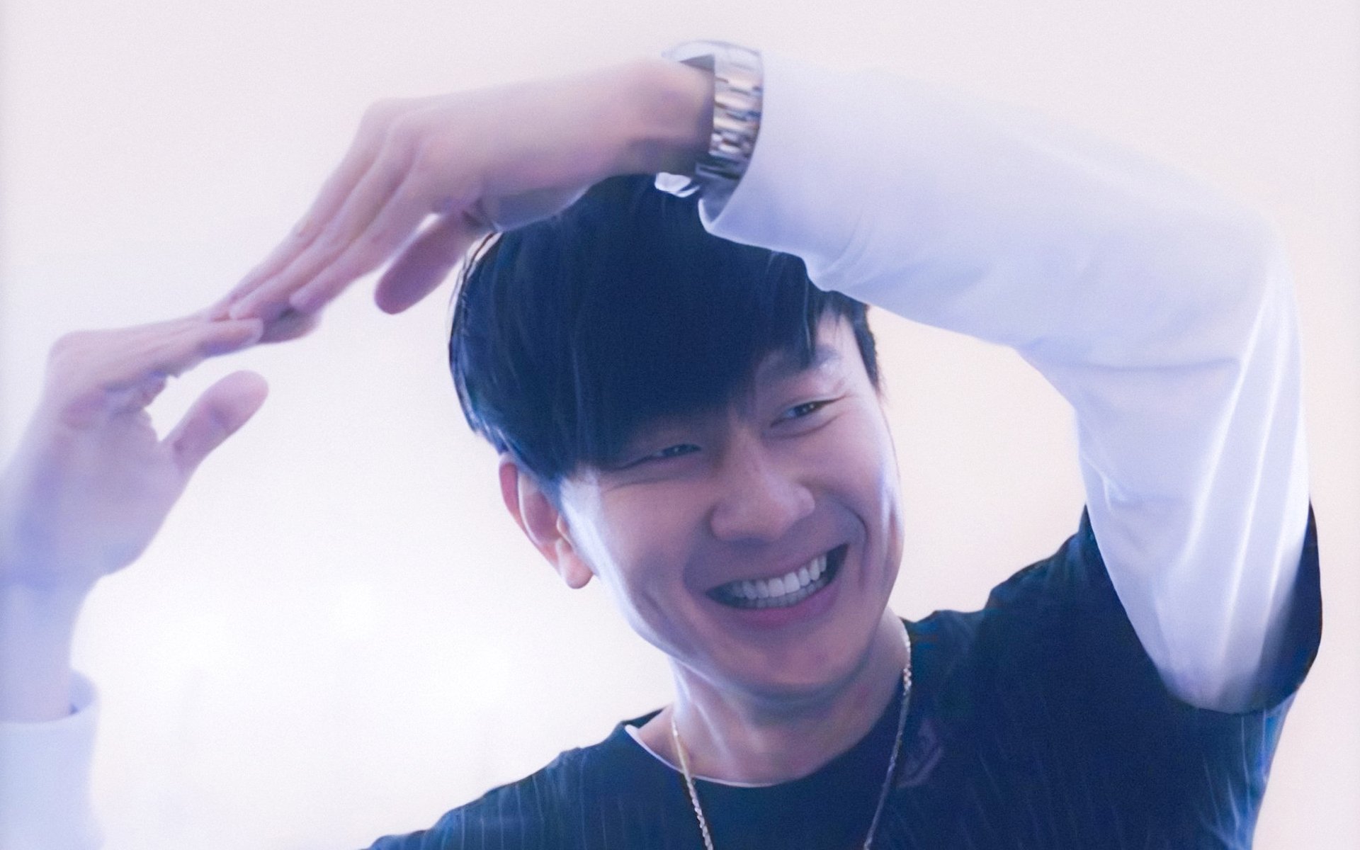 波尔一柱擎天，波兰横扫东瀛