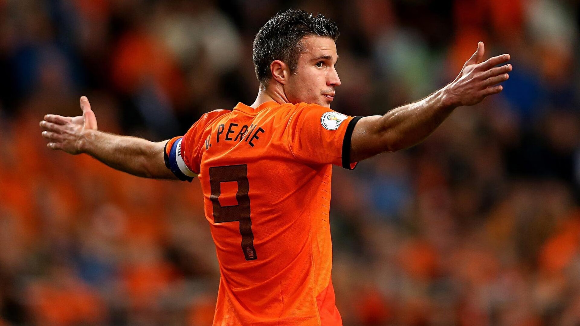 爱游戏体育-中轴线定义战局，罗德里戈无形之墙下的曼城，如何对雷恩完成降维打击