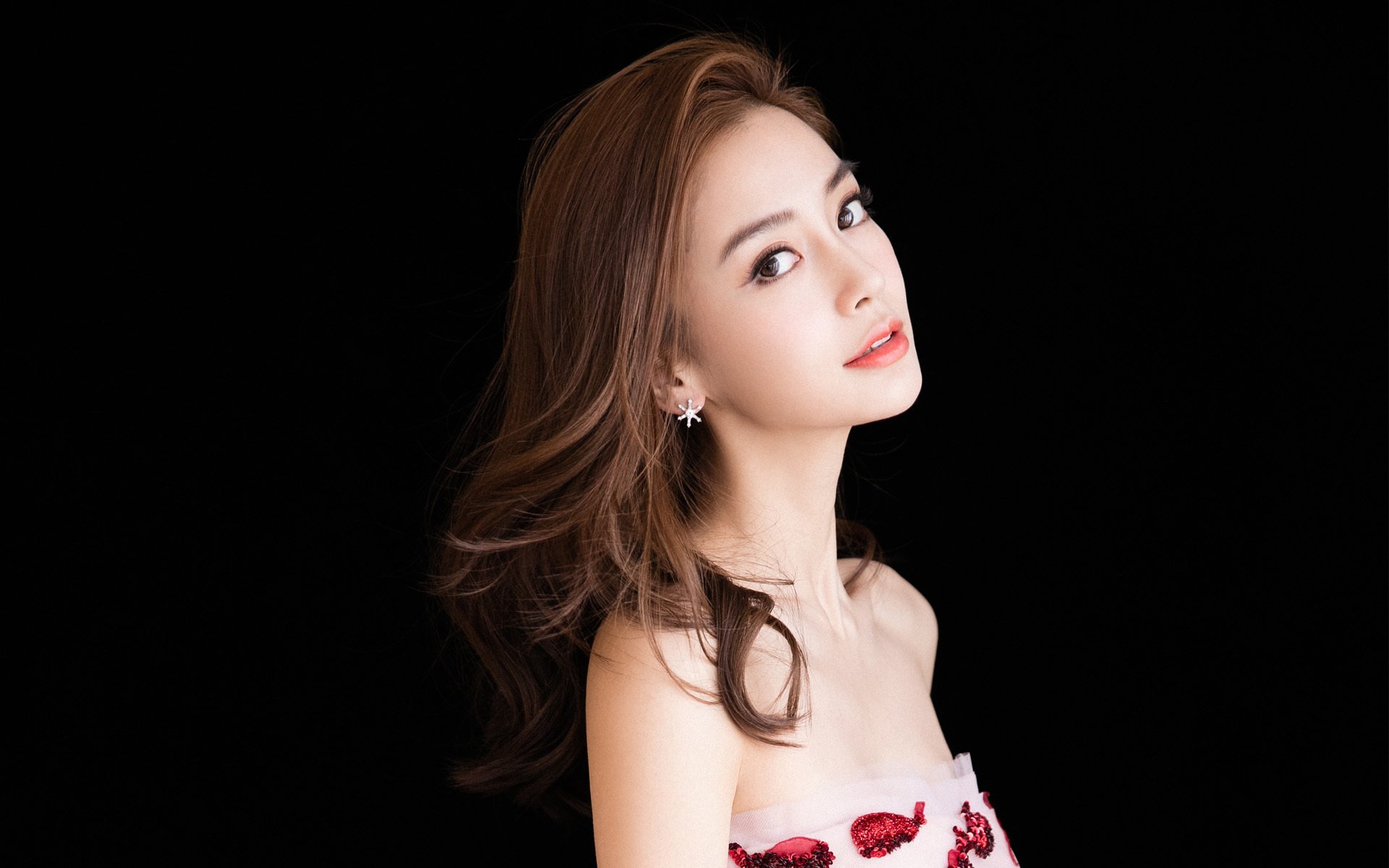 唯一的一场，哈登爆发引爆骑士巅峰对决，胜出背后却是爵士的命运拐点