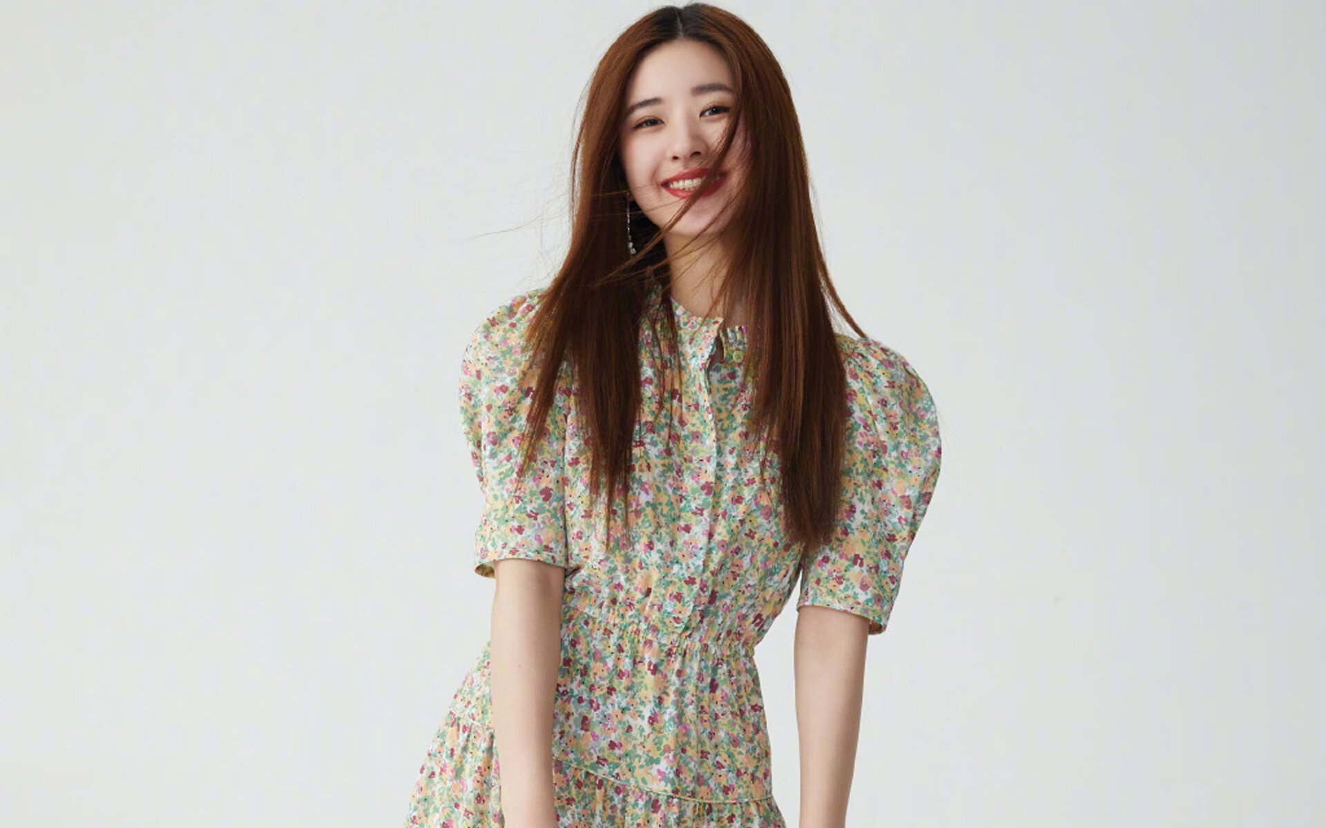 当密尔沃基的雄鹿披上红色战袍，字母哥风城首演征服国王