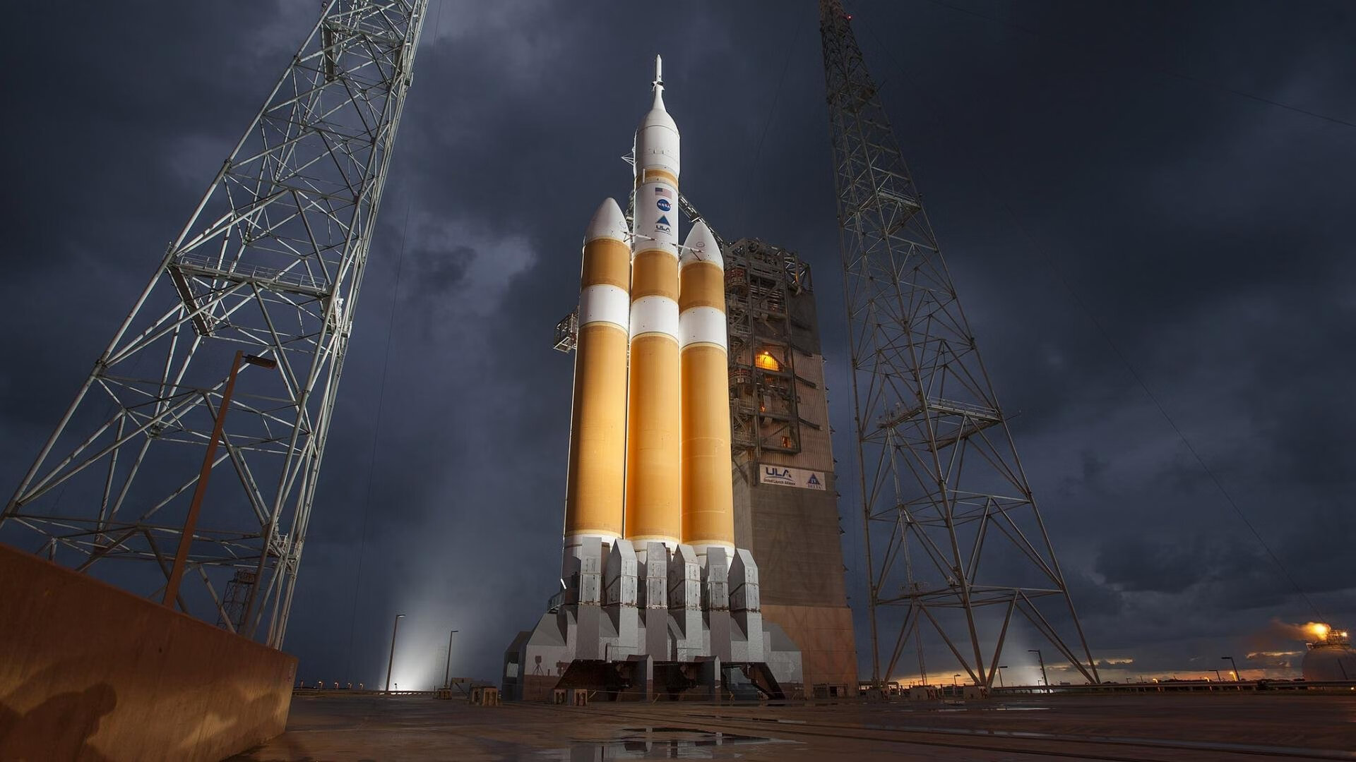 当东决战鼓擂响时，约基奇在另一片战场加冕为王