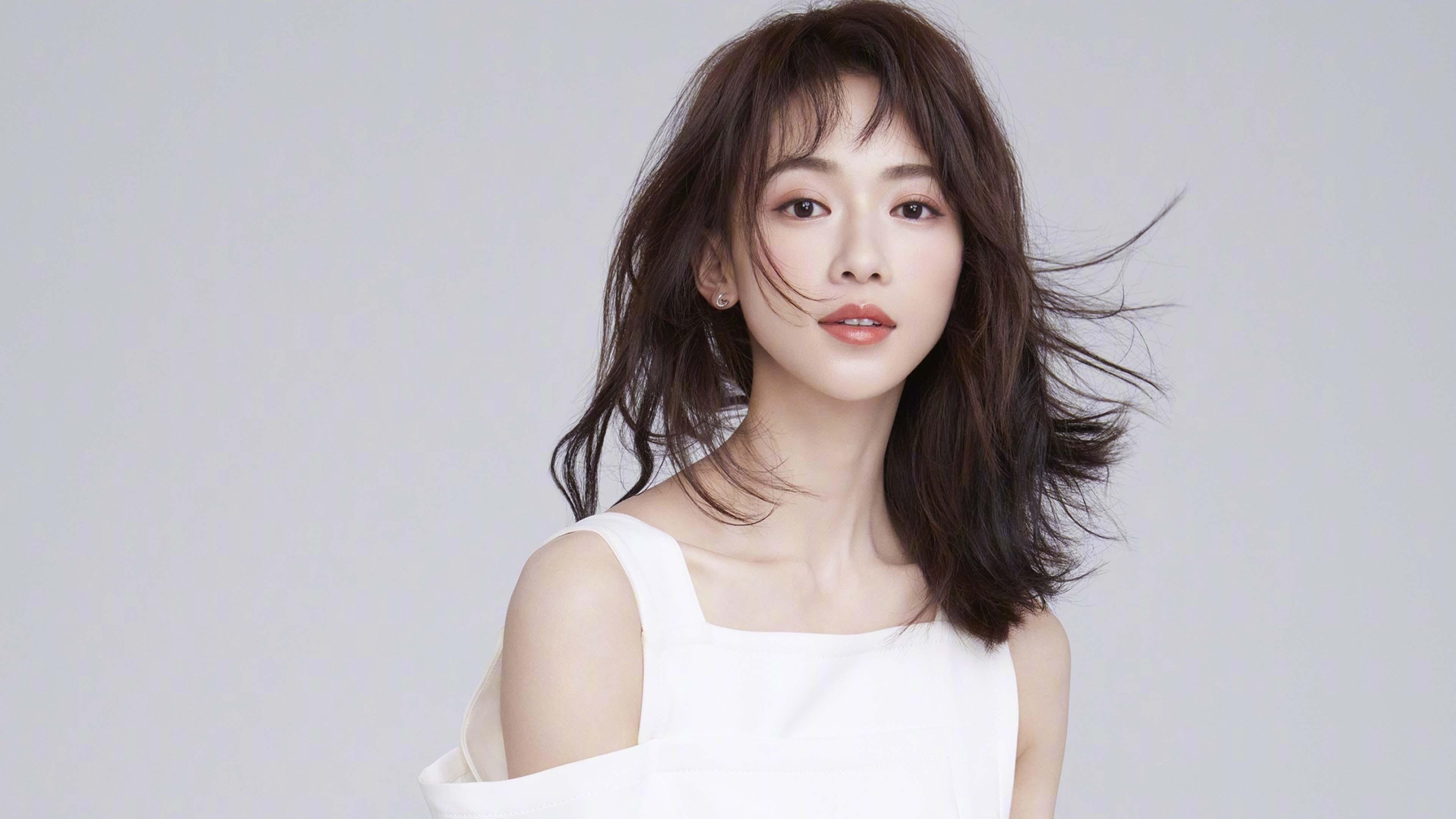 红色防线上的孤勇者,德容如何用一场沉默革命撕裂厄瓜多尔的南美铁幕